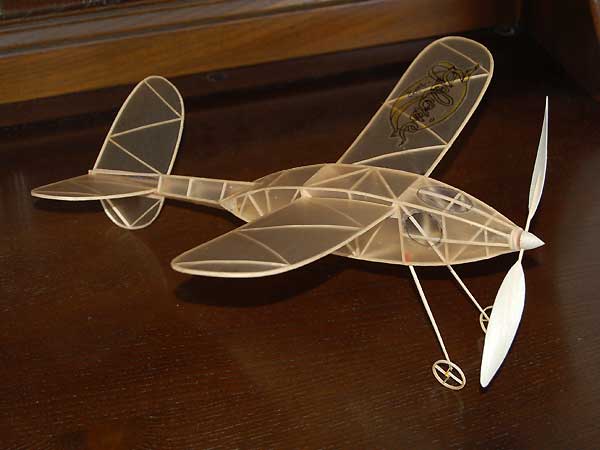 Tom's Ron Williams 'Yeloise' Tom's Ron Williams 'Yeloise'